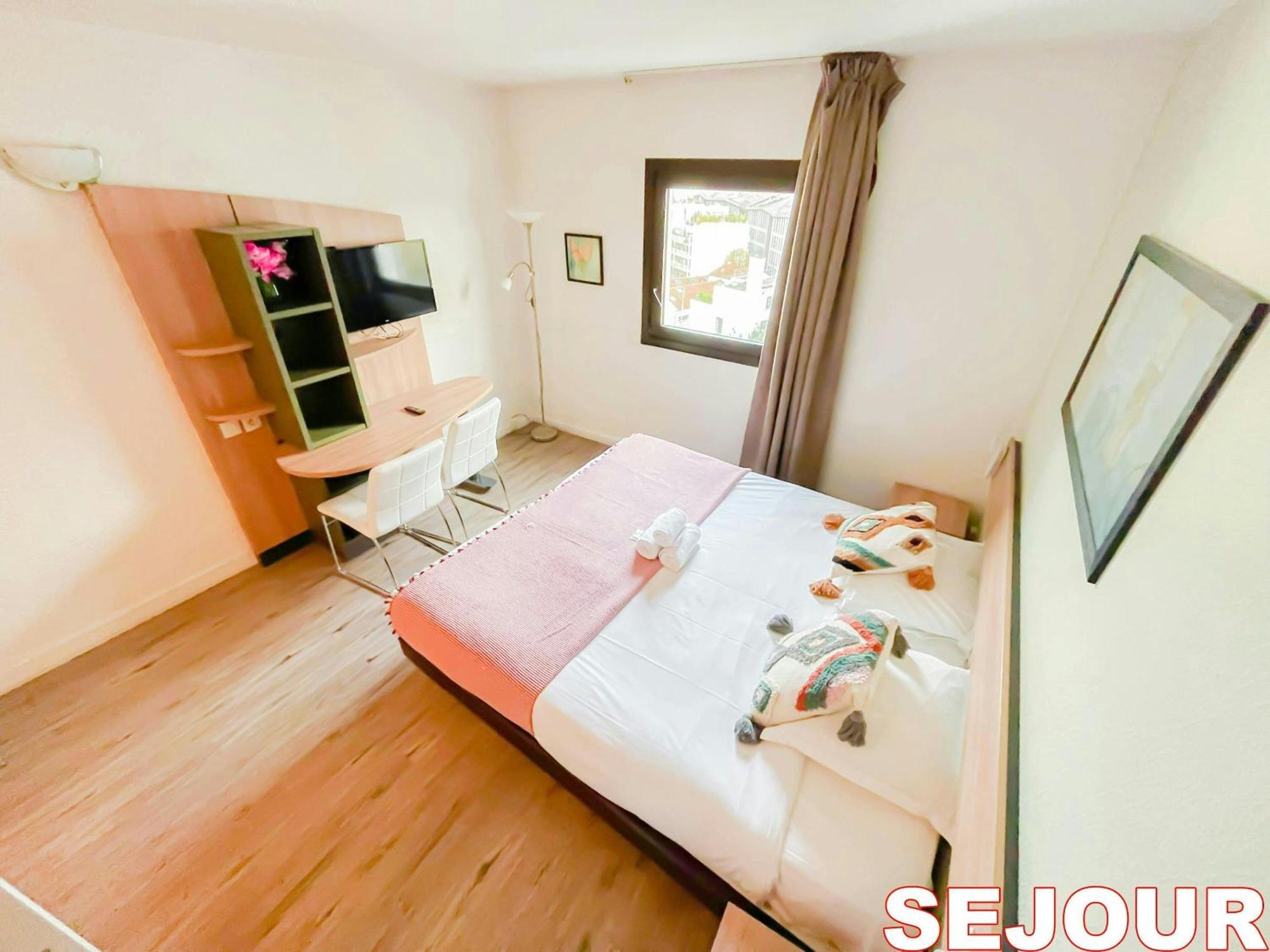 5 Minutes Du Zenith - Studio Chic Pantin Ngoại thất bức ảnh